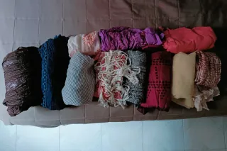 Lote de 11 pañuelos variados.