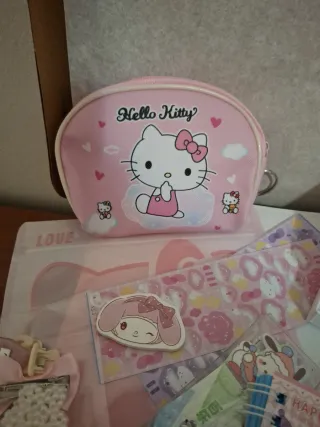 Set accessori Hello Kitty