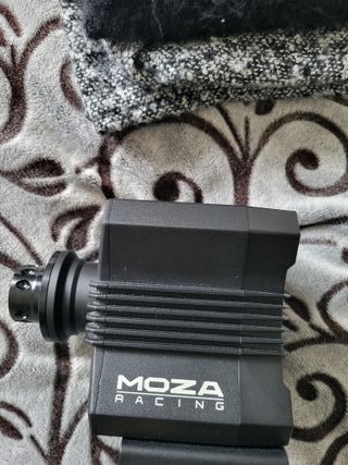 Pack Moza R5 Direct Drive + Pedales SRP Lite