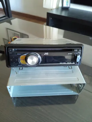 Radio CD JVC con USB