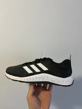 Adidas Everyset Trainer Negro/Blanco