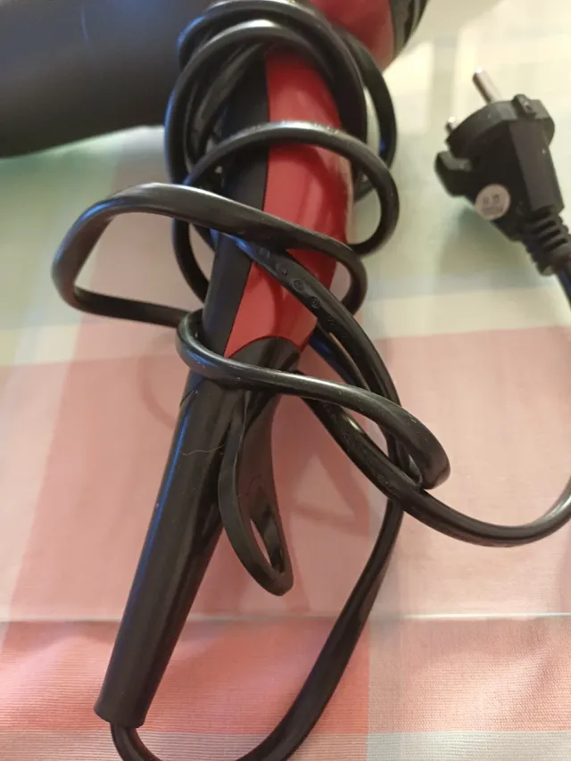 Secador de pelo Grundig 1800W