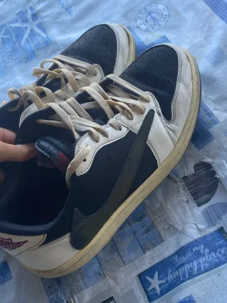 Scarpe Jordan Travis Scott