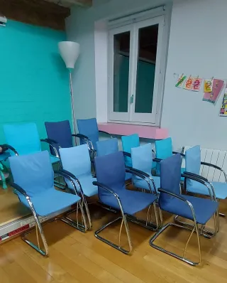 12 Butacas acolchadas comodísimas con reposabrazos