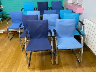 12 Butacas acolchadas comodísimas con reposabrazos