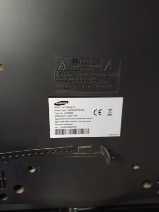 Televisor Samsung Negro y Rojo,43pulgadas