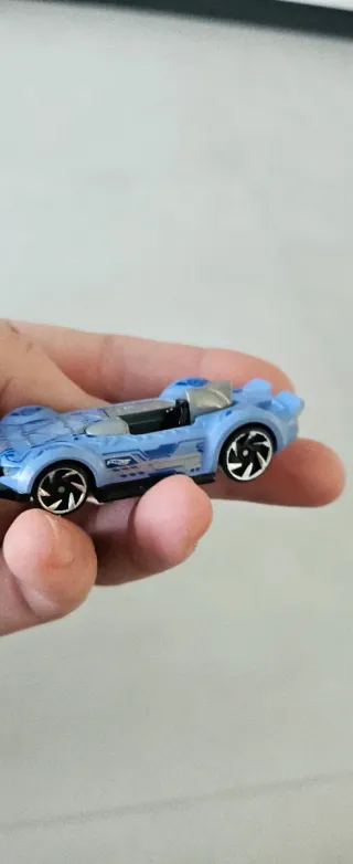 Hot Wheels Monster Racer Blu