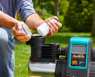 Bomba de agua Gardena 6000/6E LCD Inox