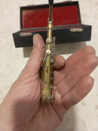 Saxofón miniatura de colección