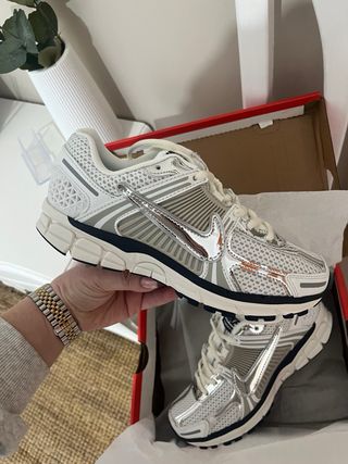 Zapatillas Nike Zoom Vomero 5 Plata