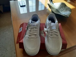 *NUEVAS*Zapatillas Puma Blancas Talla 37
