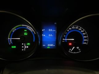 Toyota Auris 1.8 140H Feel! Touring Sports