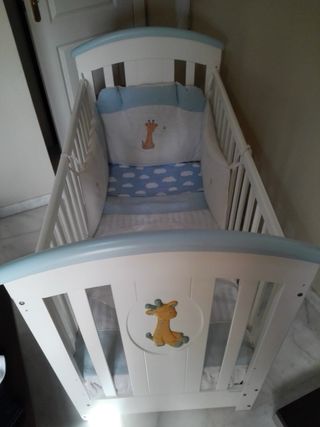 Cuna Micuna y bañerita