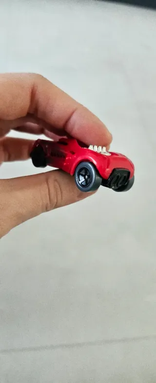 Hot Wheels Growler Auto Rosso