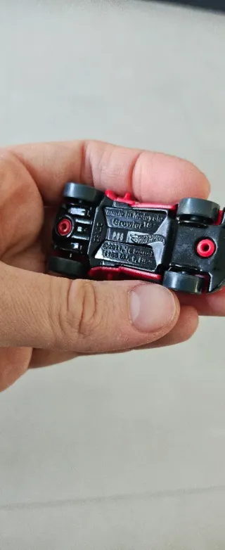 Hot Wheels Growler Auto Rosso