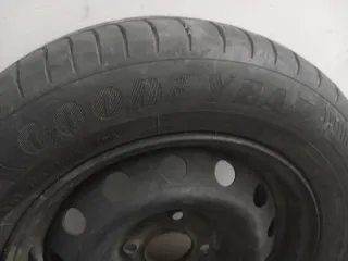 1 Rueda de coche Goodyear con llanta 185/65/14/88H