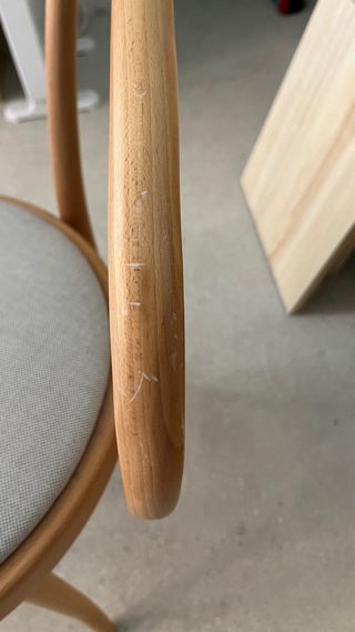 Seggiole Thonet in legno con rivestimento beige