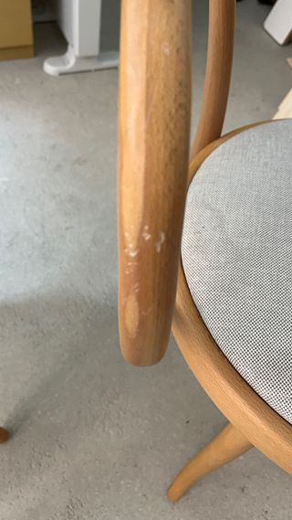 Seggiole Thonet in legno con rivestimento beige