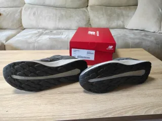 Zapatillas New Balance 880 Hombre Gris