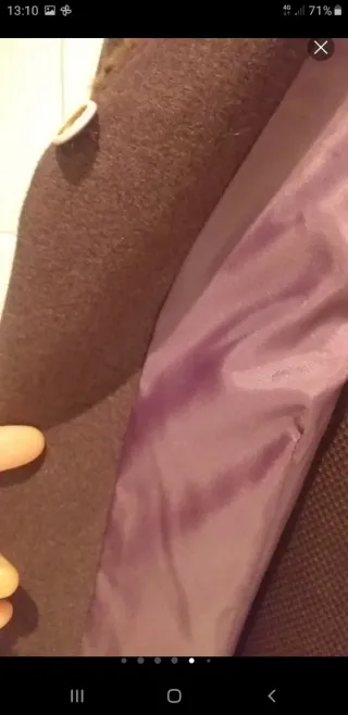 Conjunto chaqueta y vestido berenjena + pañuelo.