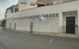 Local comercial en Gojar desde 100metros en basto