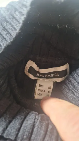 Lote 3 jerseys cuello alto