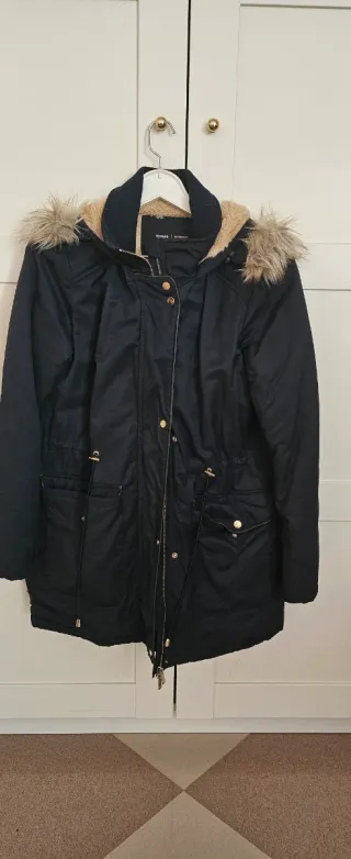 Chaquetón azul con pelo interior