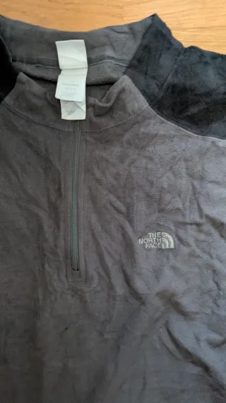Polar The North Face gris y negro