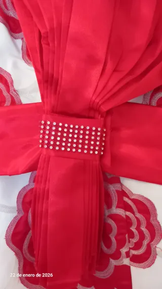 Vestido de fiesta blanco y rojo