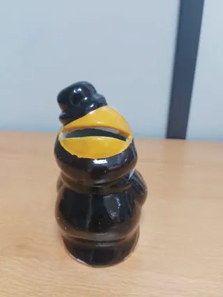 Dos figuras decorativas de cerámica