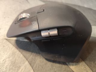 Logitech MX Keys y MX Master 3 Negro