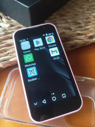 Mini móvil rosa