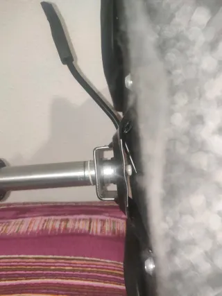 Silla de oficina/gaming ergonómica negra