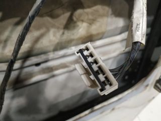 Puerta del izq ford transit caja cerrada 06 539163