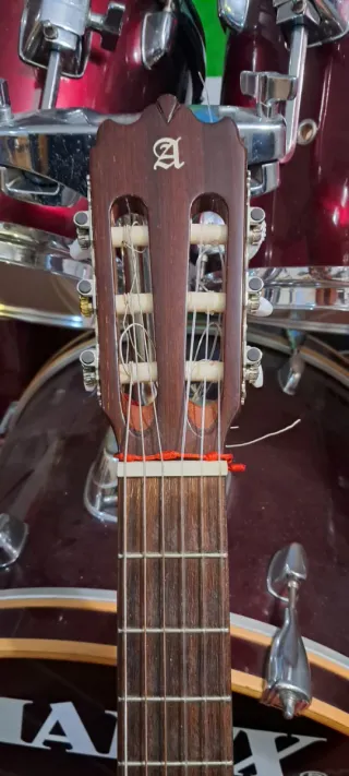 Guitarra flamenca cutaway Fishman