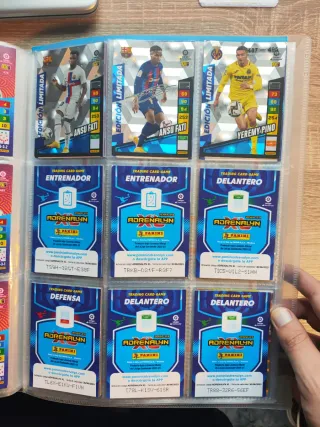 Álbum Adrenalyn 2022/2023 con +530 cromos