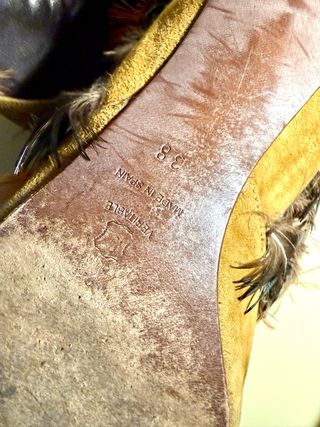 Zapatos vintage tacón plumas T.38