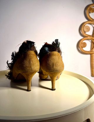 Zapatos vintage tacón plumas T.38