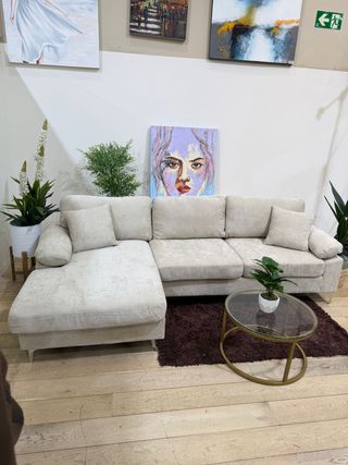 Sofá chaise longue beige