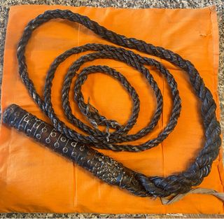 Frusta in vero cuoio stile Indiana Jones