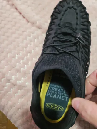 Zapatillas Keen Negras