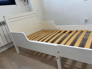 Cama infantil extensible IKEA SUNDVIK y colchón