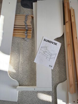 Cama infantil extensible IKEA SUNDVIK y colchón