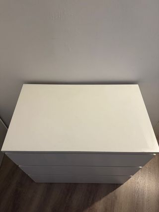 Comoda de 3 cajones MALM ikea