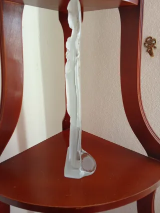 Figura de cristal virgen