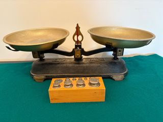 Balanza antigua 2 platos