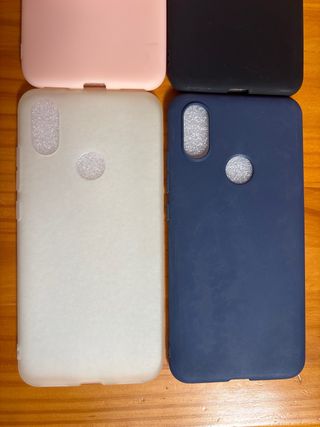 Fundas Xiaomi Mi A2 sin usar (4 unidades)