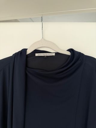 Blusa azul marino Adolfo Dominguez