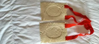 Antiguo Escapulario de Fieltro con Medallones.