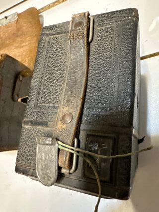 Cámara Zeiss Antigua con Estuche Marrón